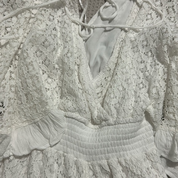 Japer white romper/dress size small - Picture 9 of 9